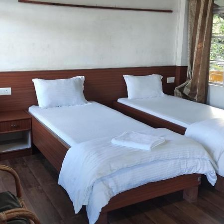 Peit Them Resort Mawlynnong Exterior foto